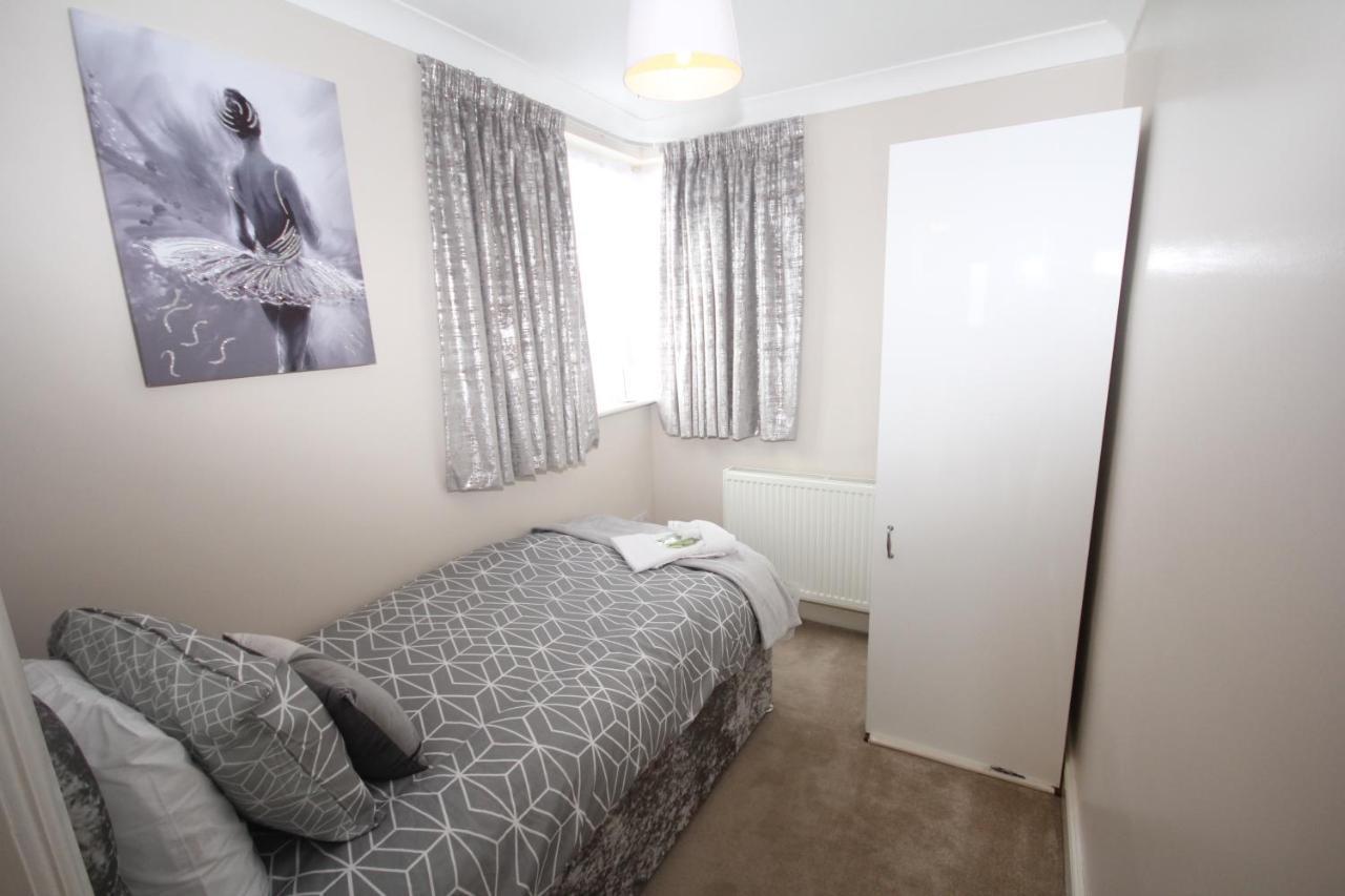 Vila Kenton House Harrow Exteriér fotografie
